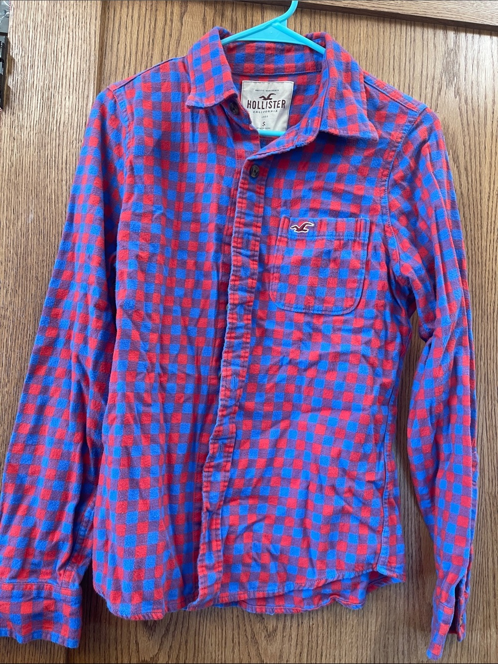 Hollister Men's Red and Blue Check Button-Down Shirt